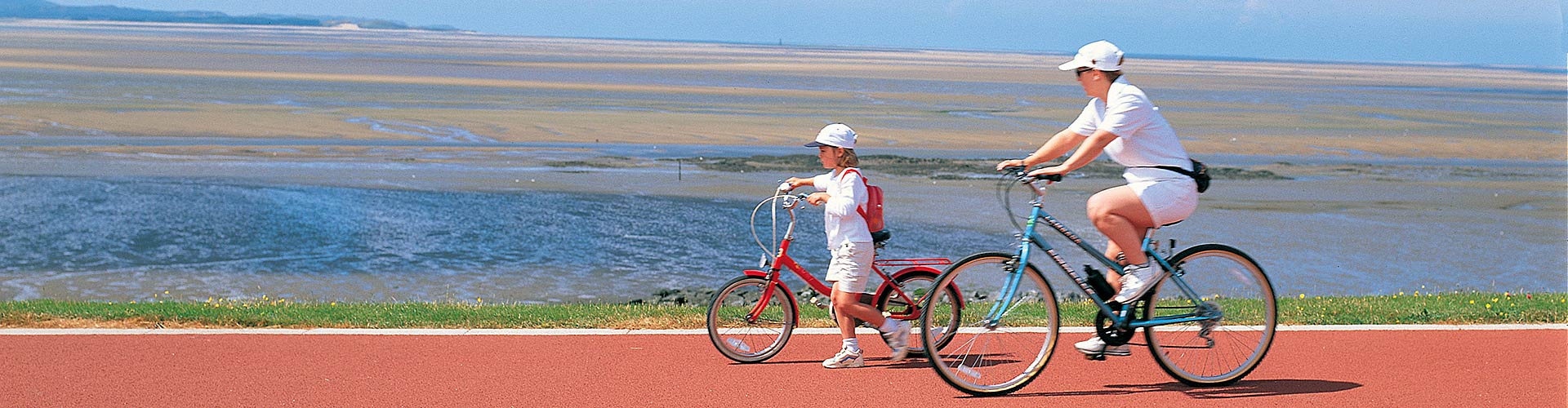 Loughor cycle path - on the Wales Coast Path