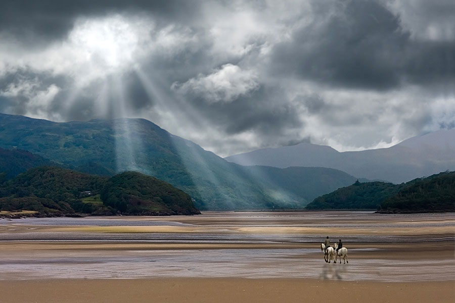 mawddach Mawddach estuary on the Welsh coastal path